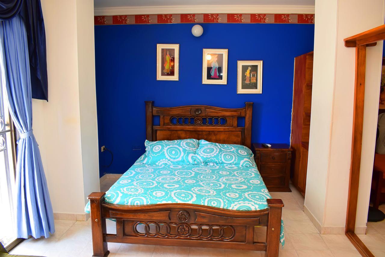 Apartamento Edificio Los Laureles サンタ・マルタ エクステリア 写真